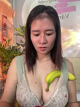Miuxynh – Naživo XXX chat