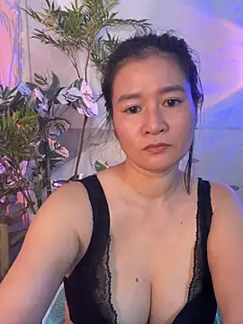 Chat XXX ao vivo de Miuxynh