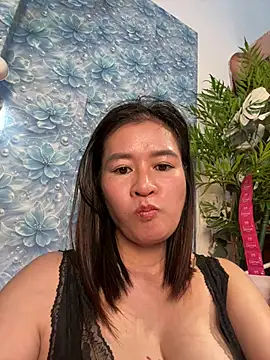 Miuxynh's Live XXX Chat