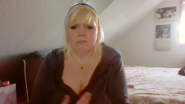 xblondi Webcam-Show