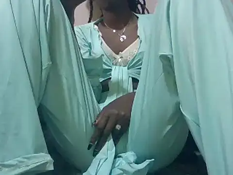neyla07 网络视讯表演