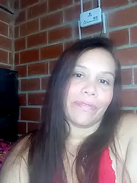 Show de alexandra-queen2 na webcam