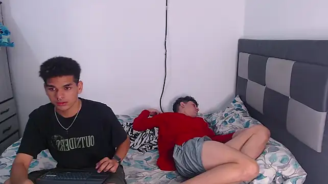 apoloandhansel Webcam-Show