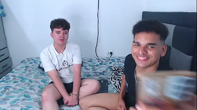 apoloandhansel Show Webcam