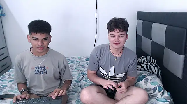 apoloandhansel 在線直播表演