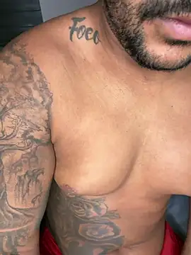 Pretotatuado777 Шоу с уебкамера