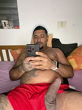 Show de Pretotatuado777 na webcam