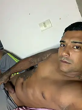 Pretotatuado777 Webcamshow