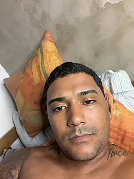 Show de Pretotatuado777 na webcam