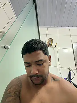 Show de webcam de Pretotatuado777