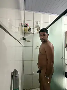 Show de Pretotatuado777 na webcam
