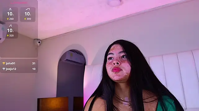 XXX chat uživo modela AlessiaBloom_