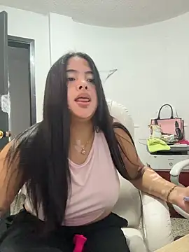 Živý XXX chat AlessiaBloom_