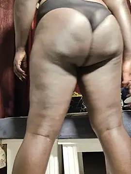 QingMother's Webcam Show