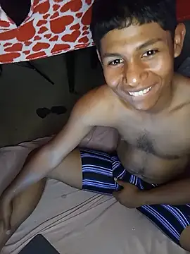 Show modela torojicha na web-kameri