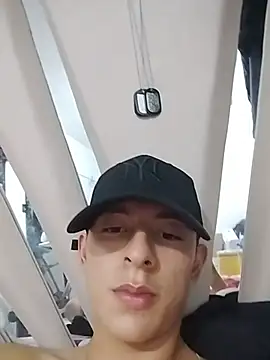 Show de HotAndresCo na webcam