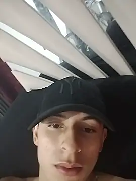 HotAndresCo Webcam show