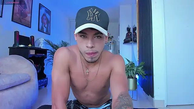Show modela Ken_Boss na web-kameri