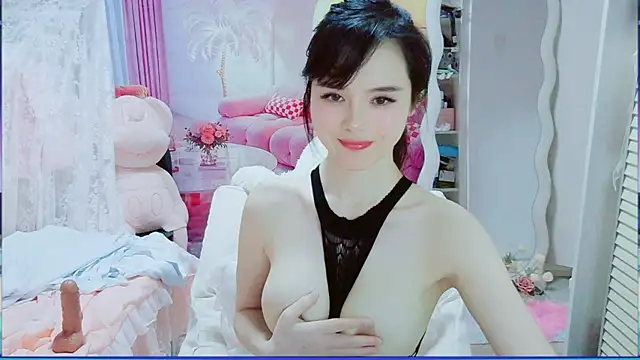 Q-Mia Live XXX-chat