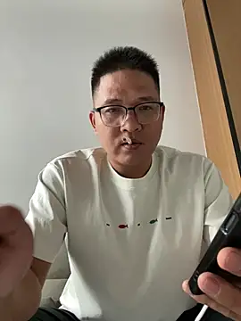 lingecome 在線直播表演