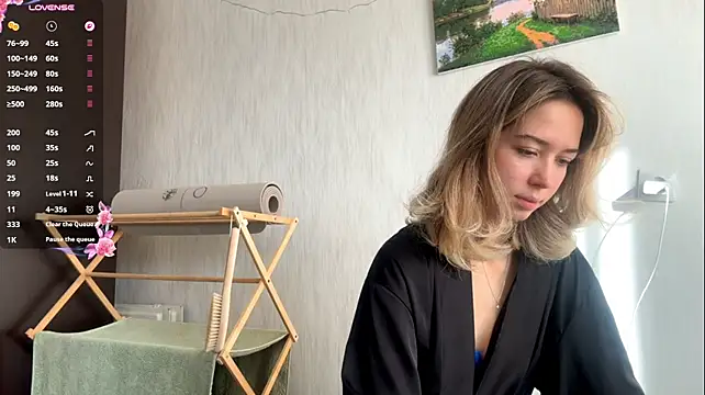 Sara_Bloservety Adlı Modelin Web Kamerası Şovu