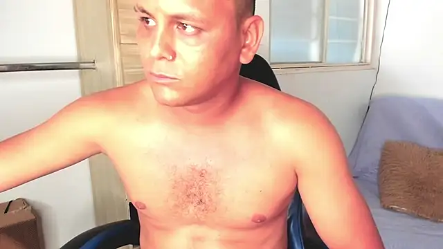 Show modela hollywonder na web-kameri