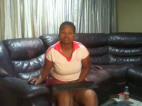 White-diamond12 webcam show