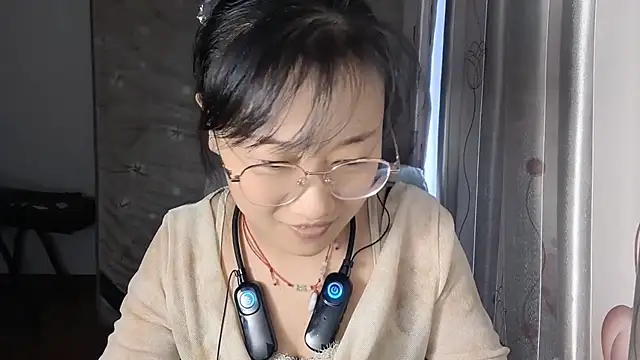 lsla-99 Chat XXX in diretta