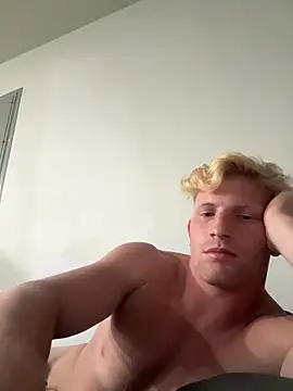 tylerwilsonn2 Show in webcam