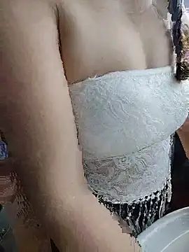 Yuga_mi 网络视讯表演