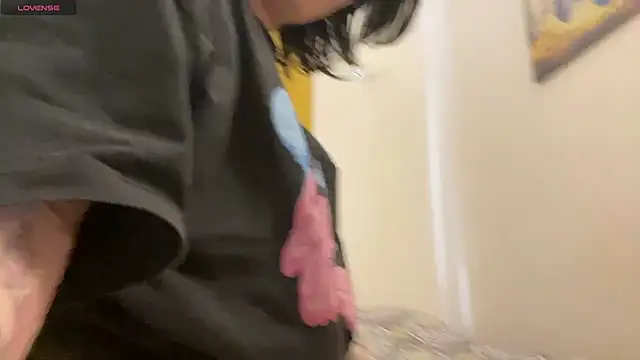 Cuddly_Kitten_ Webcam-Show