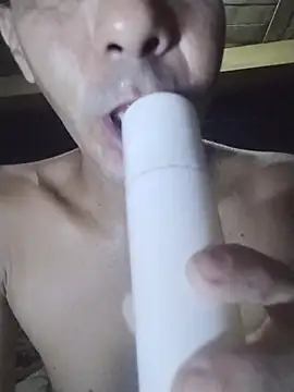 Chico_gay36: διαδικτυακό σόου στην κάμερα