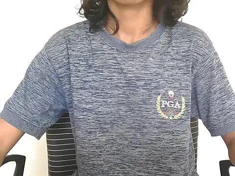 Zoey_Tess: διαδικτυακό σόου στην κάμερα