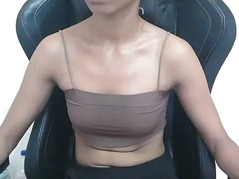 Zoey_Tess Show Webcam