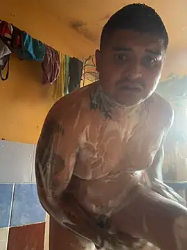 RobertoLeo42980 Webcamshow