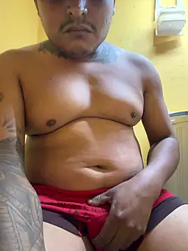 RobertoLeo42980 – webcam-show