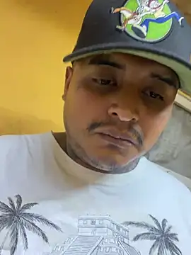 Show de RobertoLeo42980 na webcam