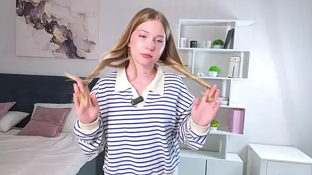 OnitaHoglen's Webcam Show