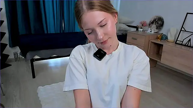 OnitaHoglen webcam show