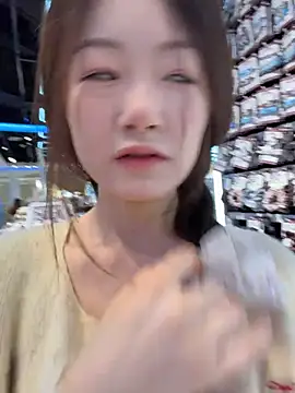 zhenzhu443 网络视讯表演