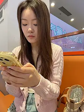 zhenzhu443 – Live XXX-chat