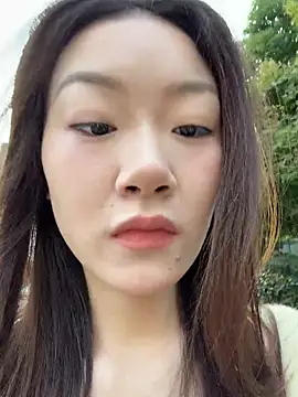 zhenzhu443 网络视讯表演