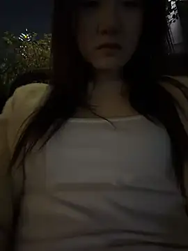 zhenzhu443 Show Webcam