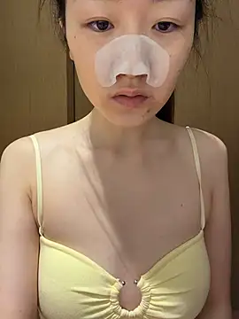 zhenzhu443 网络视讯表演