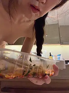 zhenzhu443 Pertunjukan Webcam