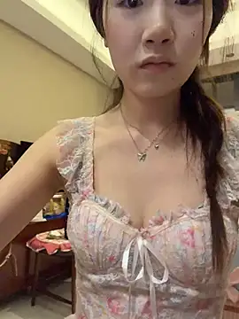 zhenzhu443のライブXXXチ  ャット