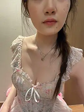 zhenzhu443's Live XXX Chat