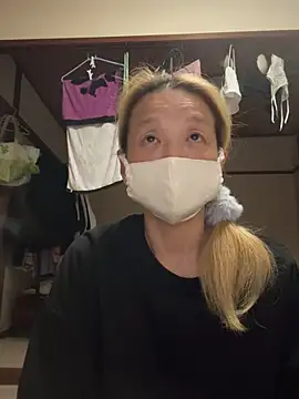 ku93's Live XXX Chat