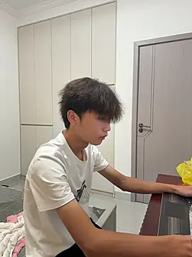 aliu229 在線直播表演
