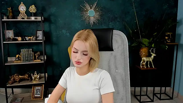 AngelaHolmes Webcam-Show